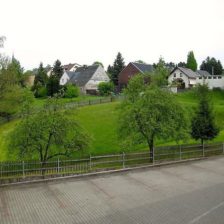 Landhotel Goldener Becher Limabach - Oberfrohna Exterior foto